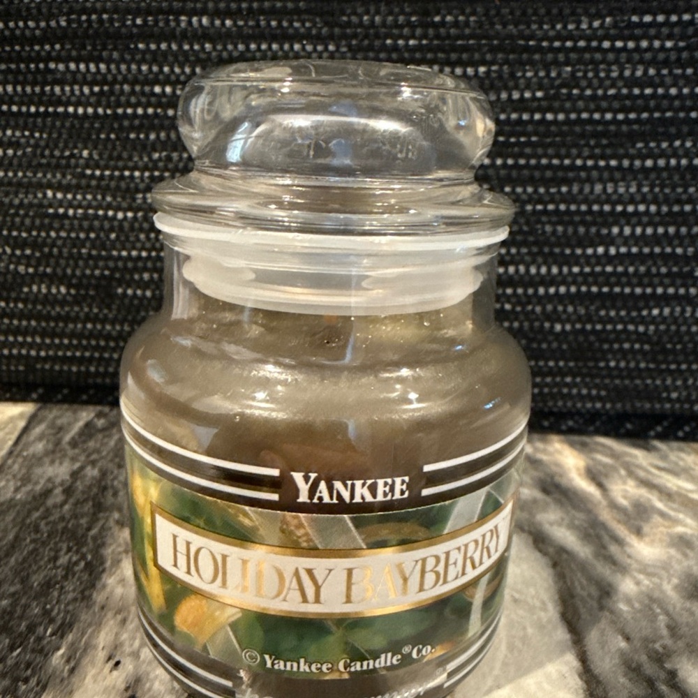 NOS Yankee Holiday Bayberry Candle 3.7oz. Rare-HTF